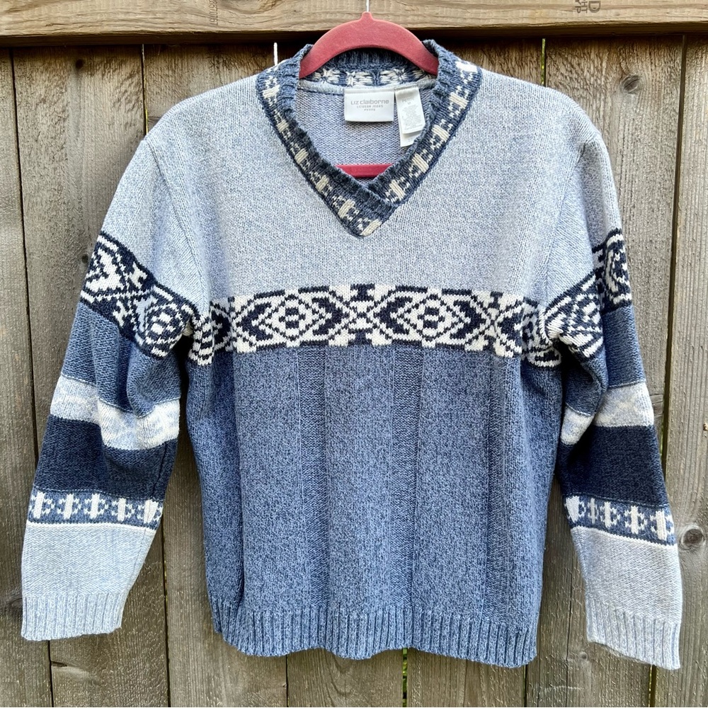 vintage liz claiborne petite v-neck sweater